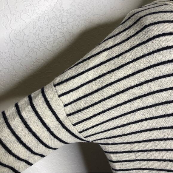 Vince oatmeal cream black striped wool cashmere sweater size Extra Small XS - Picture 7 of 16